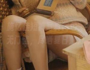 推女神 – 施忆佳短裤写真图包，免费下载无门槛，尽晒夏日魅力