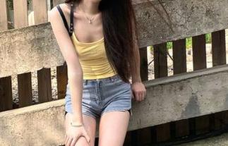 推女神 – 探秘赵馨玥的时尚世界，感受套装美图的无限魅力