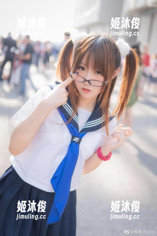 摇摇乐yoyo 独特视角下的摇摇乐yoyo女仆:绝美图片合集带来视觉冲击