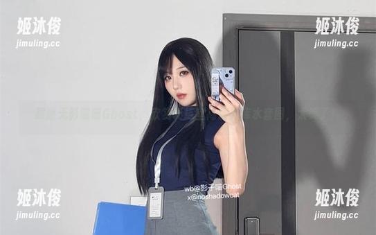 无影喵喵Ghost 跟随无影喵喵Ghost,欣赏训练室高清死库水套图,太美了!