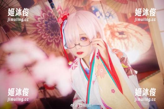 日奈娇 日奈娇牛仔裤写真作品资源大全:优雅与个性的原图带你领略时尚前沿!