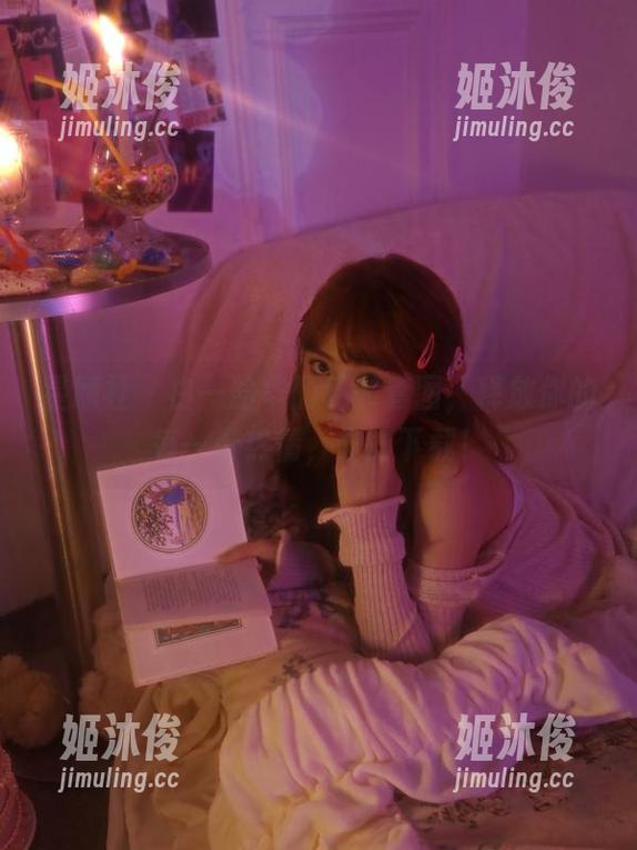 星颜社-白一晗 星颜社 - 白一晗华丽秘书套图,释放你的每一份热情,立即下载!