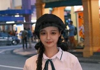月下摄影 – 秀秀的油亮美图精选，带你感受青春活力与自然之美的完美结合！