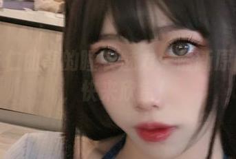 探秘杏仁曲奇的睡衣魅力：最新原图更新，快来欣赏！