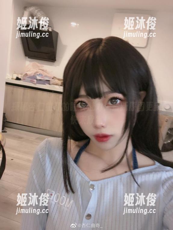 杏仁曲奇 探秘杏仁曲奇的睡衣魅力:最新原图更新,快来欣赏!