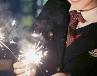微密圈 – 最新果儿Victoria裸足写真合集，揭秘她鲜为人知的随性与优雅