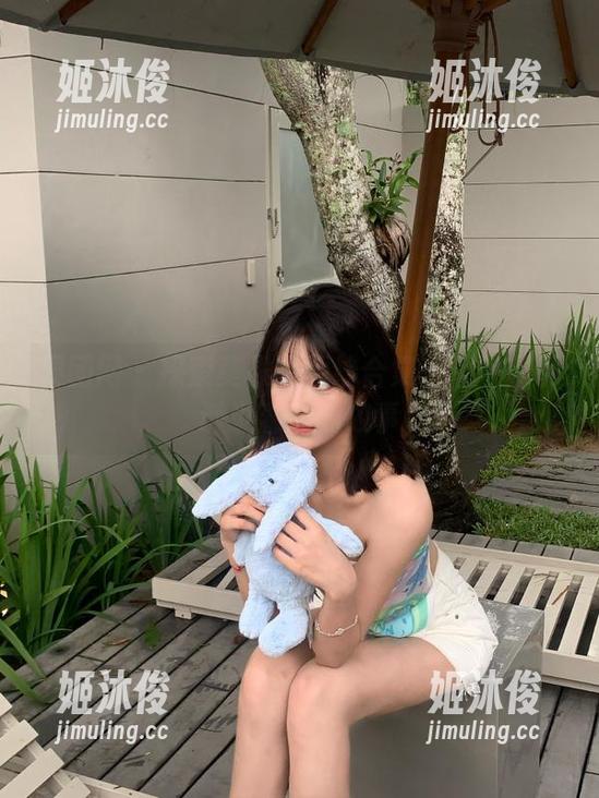 果团网-莫雅淇 果团网 - 探索莫雅淇婚纱合集:每一件都诉说着爱的故事