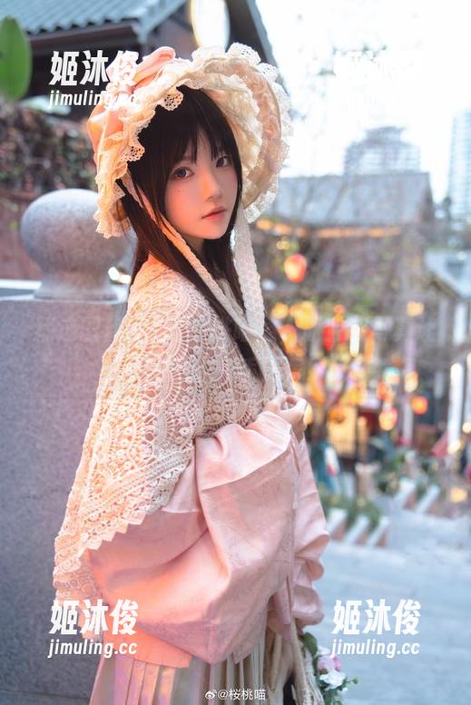 桜桃喵 精选图库里的“桜桃喵”,职业装写真让你职场气质倍增!