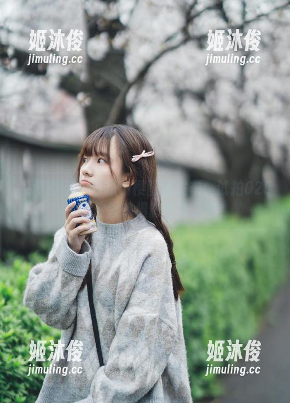 森萝财团-小樱 森萝财团 - 最新小樱图集发布:试拍02E4K带你领略摄影艺术之美!