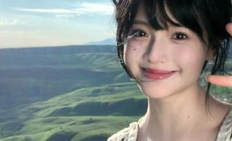 模范学院 – 小奶瓶呜呜校园写真合集：绽放在校园中的青春梦幻