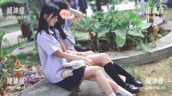 模范学院-王雨纯 模范学院 - 免费体验王雨纯的纯白图册,感受她作品中的清新与优雅