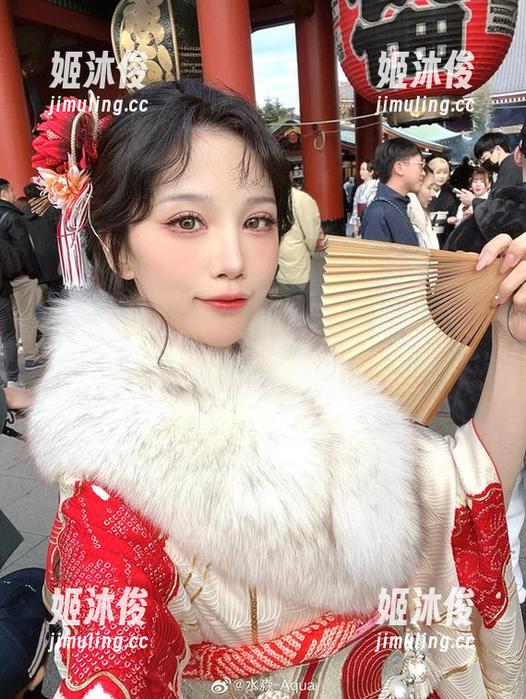 水淼aqua 水淼aqua的天台瞬间:独特视角下的原图与壁纸解锁你的灵感
