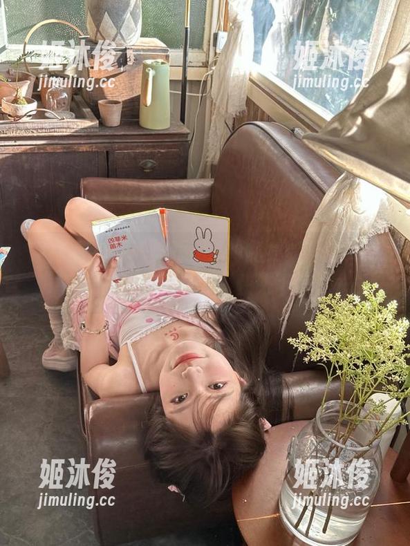 微密圈 - 解锁海豚baby兔女郎写真，感受每一瞬间的魅力，快来下载吧！