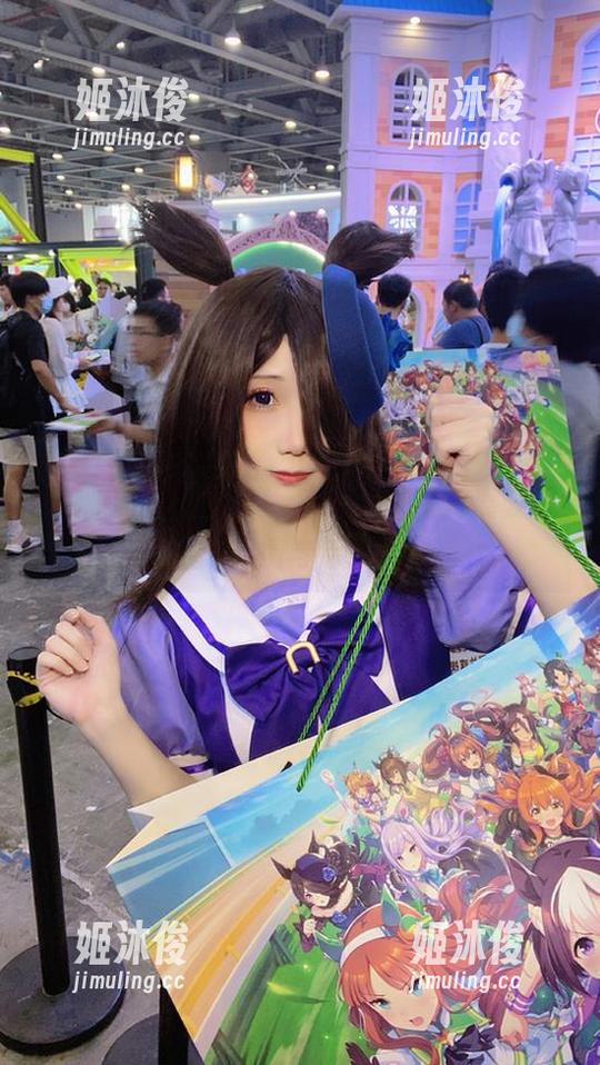 焖焖碳 焖焖碳的泳池写真,高清图册中尽展夏日风情与活力