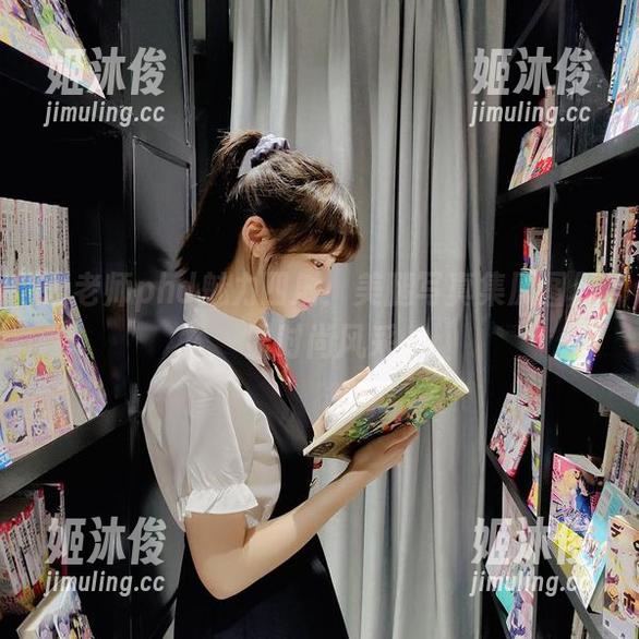 爱老师phd 爱老师phd魅力四射:美腿写真集原图尽显时尚风采