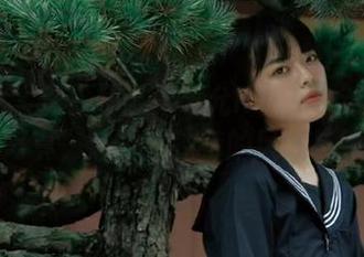 爱蜜社 – 深入探讨张思允Nice的全套牛仔裤写真，感受她独特的风格与气质