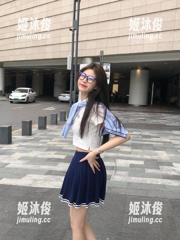 物恋传媒-泡泡 物恋传媒 - 泡泡带来的精彩皮筋绑脚剧情,独家免费原图供你下载,快来收藏吧!