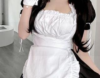 温馨猫九酱酒店写真套图，快来感受她的甜美与俏皮吧
