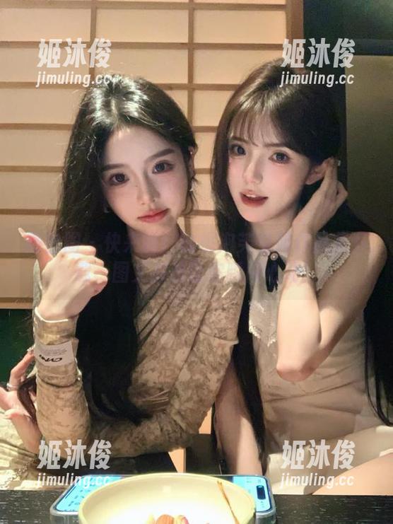 微密圈 - 快来瞧！玫桃泡芙空姐作品集下载，图文并茂让你瞬间心动！
