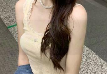 秀人网 – 灵动与优雅共融，Elise谭晓彤女孩写真作品传递温暖图片