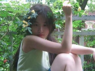秀人网 – 网盘限定：周思乔Betty的校园写真，总有一款打动你的心！
