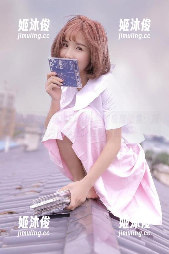 秀人网-大琪琪Emily 秀人网 - 大琪琪Emily空姐私房图集:探索内心深处的时尚与韵味