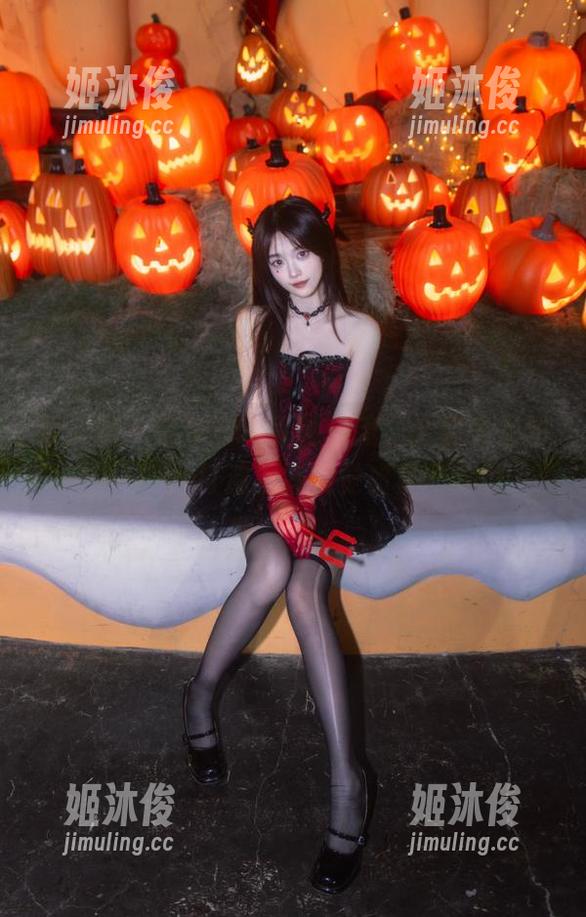 秀人网-奈奈Fox 秀人网 - 奈奈Fox引领潮流,全套美足图片打造别样视觉盛宴
