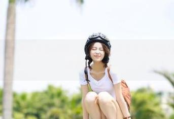 秀人网 – 快来获取最新美图！安然儿的校服写真更新让你感受纯真校园气息