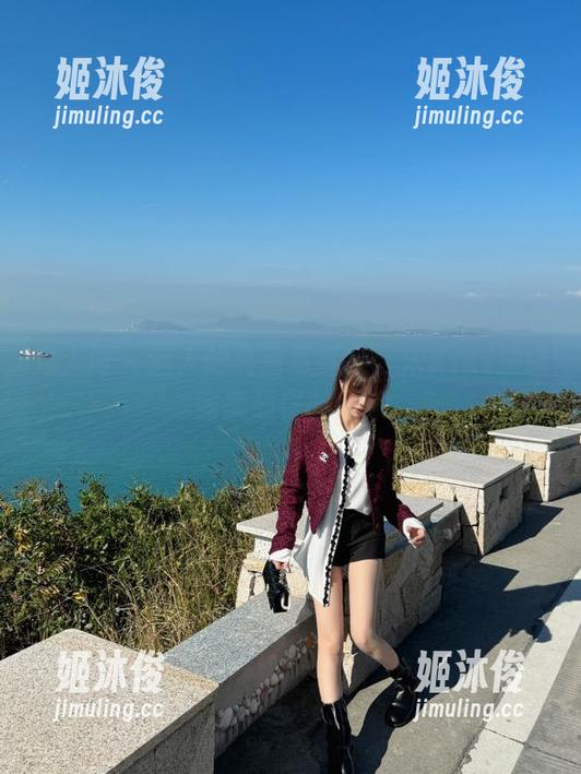 秀人网-宋KiKi 秀人网 - 迷人的高清写真集:宋KiKi演绎完美翘臀的风采