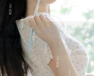 秀人网 – 免费分享小海臀Rena自拍合集，感受真实与美丽融汇在每一张照片中！