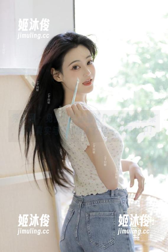 秀人网-小海臀Rena 秀人网 - 免费分享小海臀Rena自拍合集,感受真实与美丽融汇在每一张照片中!