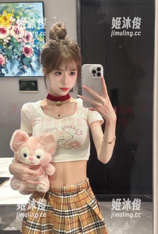 秀人网-是小逗逗 秀人网 - 是小逗逗兔女郎图集大揭秘,丰富资源带你探索她的摄影世界