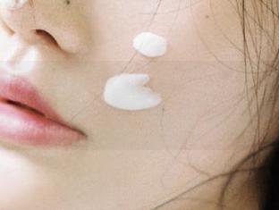 秀人网 – 别错过月音瞳的私拍美图，每一双高跟鞋背后都有动人的故事与风格！