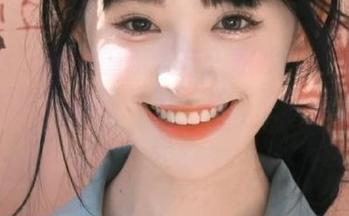 秀人网 – 图片重磅发布：水水姐的裸足写真，原图让你领略不一样的清新与自然之美！