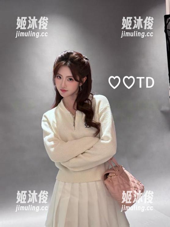 秀人网-江淑影river 秀人网 - 江淑影river的兔女郎私拍原图,让你领略她的时尚与个性