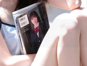 秀人网 – 尽享油田溪溪的空姐写真资源，清新靓丽的视觉盛宴！