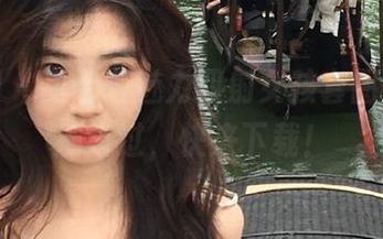 秀人网 – 甜七七魅力四射女孩套图，千万别错过，快来下载！
