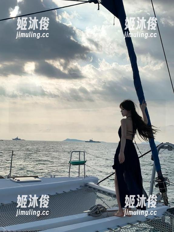秀人网-美昕Yumi 秀人网 - 立即下载美昕Yumi的裤里丝照片集,让你的手机焕然一新!