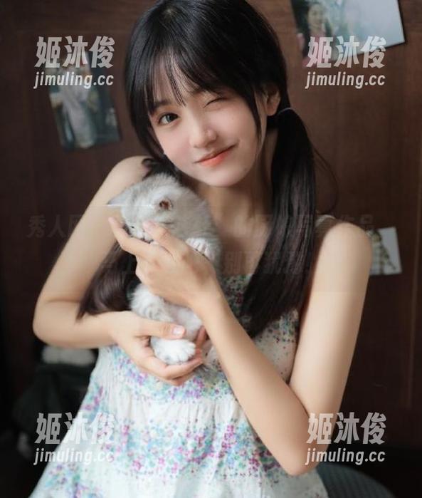 秀人网-艺轩 秀人网 - 探秘“艺轩”的厨娘写真作品,马上下载吧,别再犹豫!
