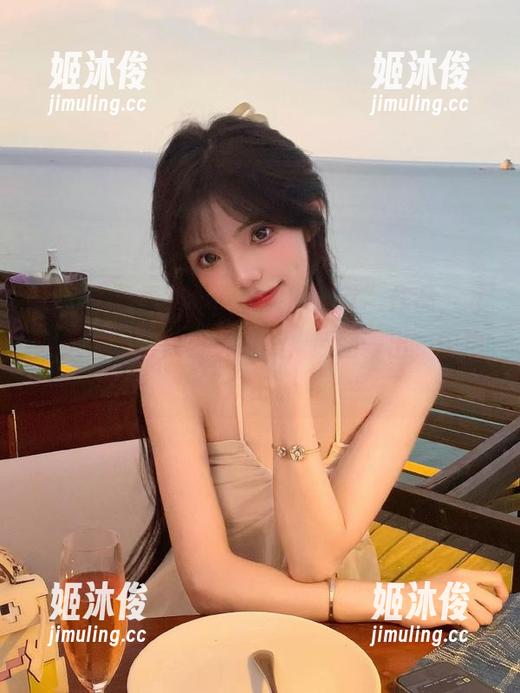 秀人网-谭小灵 秀人网 - 看完“谭小灵的日常”作品,才知道什么叫做真实的美,原图一出,惊艳众生。