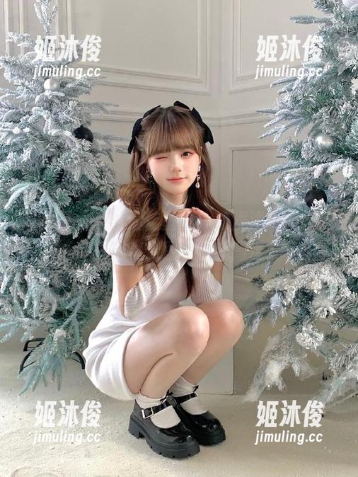秀人网-颜浅浅Cindy 秀人网 - 年度最佳壁纸!颜浅浅Cindy秘书写真原图美出新高度