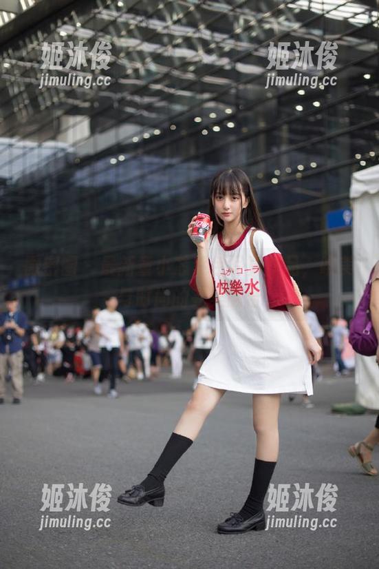 童小芯 微密圈 - 最新童小芯紫色写真作品,唯美与时尚的完美融合