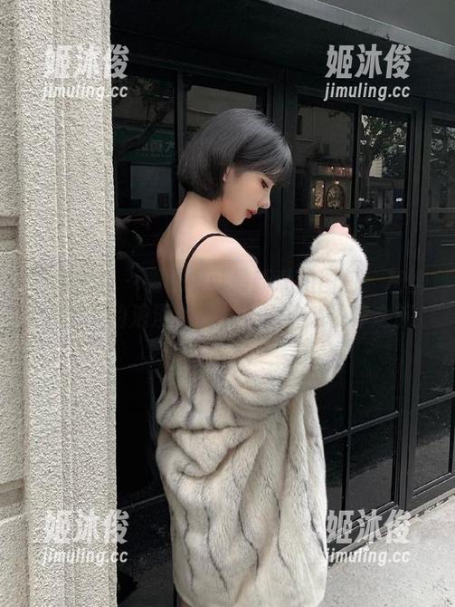 紧急企划-樱樱樱可 紧急企划 - 樱樱樱可最新私拍图包:灰丝主题下的浪漫故事,邀你共赴视界之旅