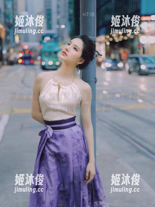 紧急企划-龙崎聆音 紧急企划 - 独特风格!查看龙崎聆音眼镜系列的精美图片资源