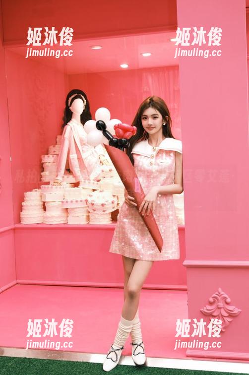 绞肉姬 私拍图集大放送:绞肉姬呈现绝区零艾莲·乔的绝美瞬间