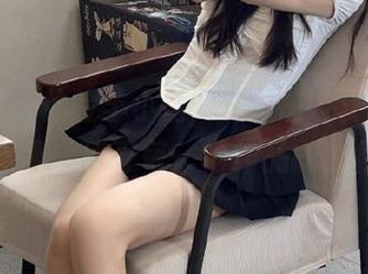 微密圈 – 体验羊小雪juvia在线复古日式舰长图集，感受每一幅作品的独特魅力