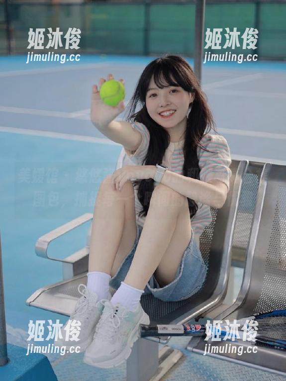 美媛馆-悠悠酱yoyoyo 美媛馆 - 悠悠酱yoyoyo的和服写真合集图包,捕捉每一个瞬间的静谧与优雅