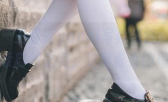 美媛馆 – 王馨瑶yanni写真精选：与妹妹一起探索自然之美，定格青春的每个瞬间