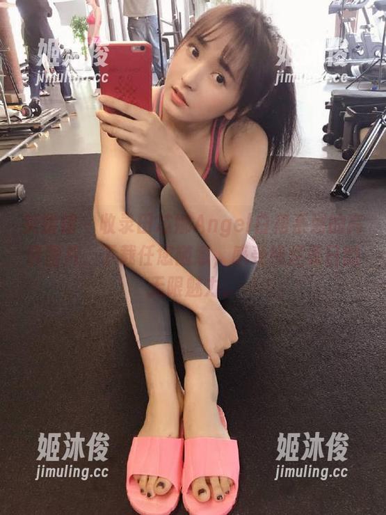 美媛馆-田芯娜Angel 美媛馆 - 收录田芯娜Angel白裙系列的高清图片,下载任您随意,感受绚烂夏日的无限魅力。
