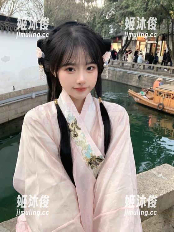花漾show - 妲己_Toxic全新摄影作品图集：裤里丝风格，免费下载让人惊艳